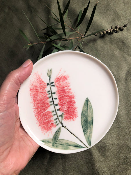Porcelain Clay Hand Building Pottery Course with Romanda Newman