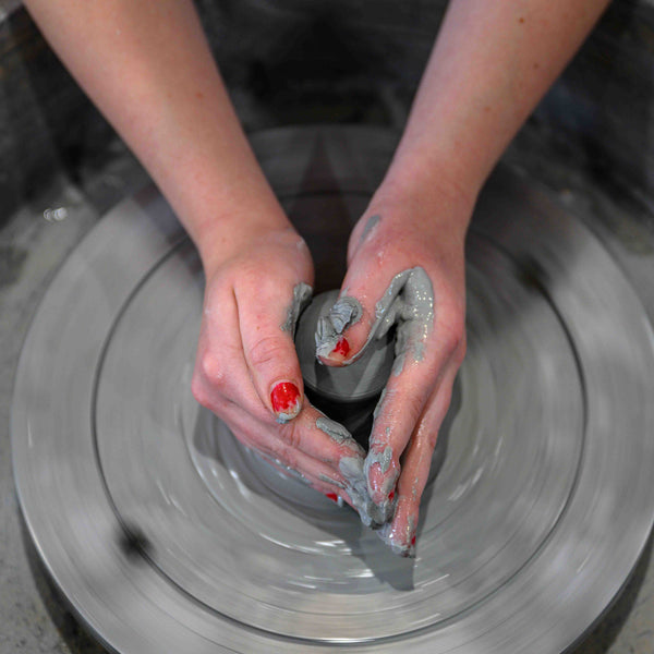 Pottery Wheel Throwing Introductory Class (2 hours)