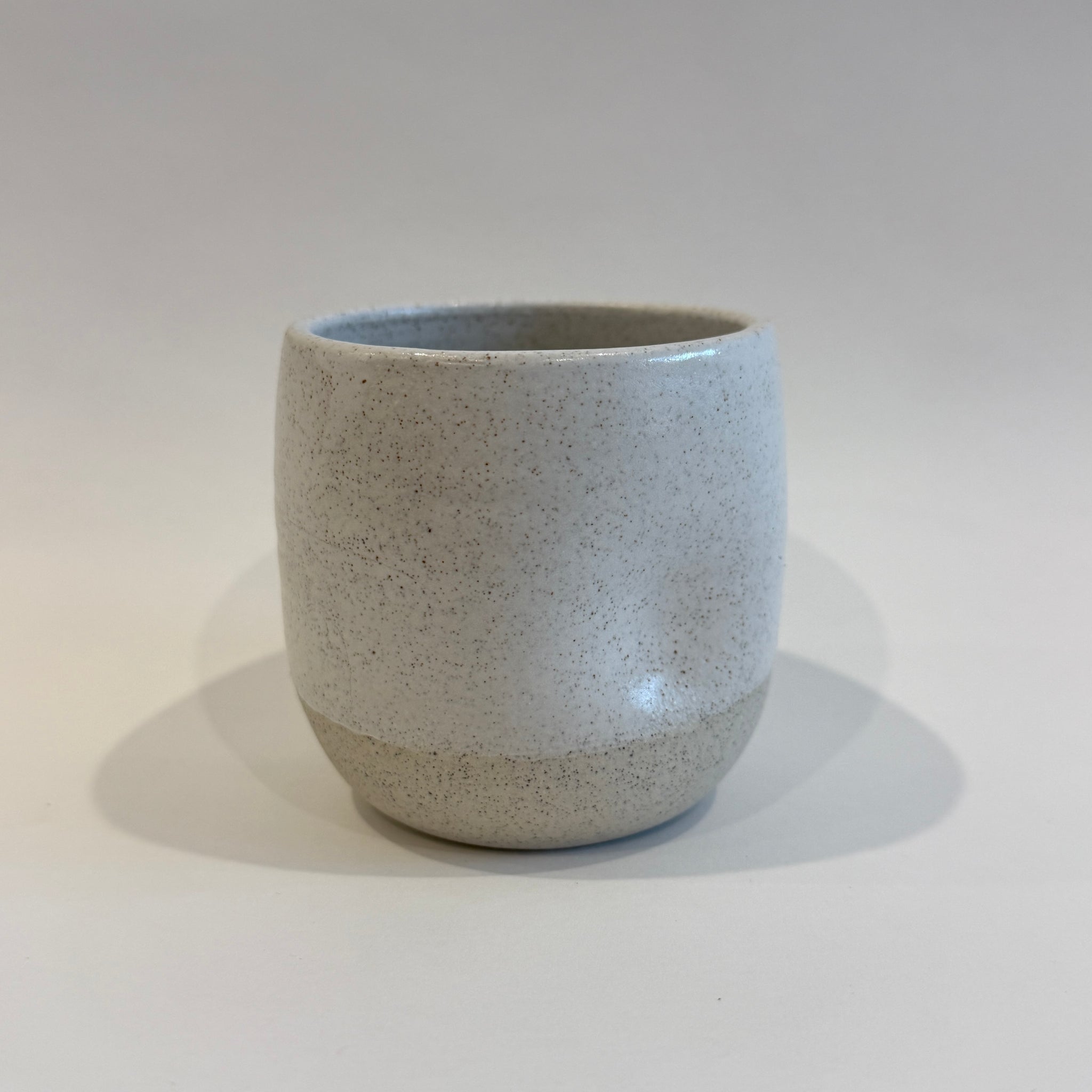 Thumb Cup